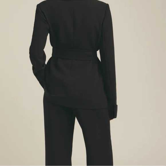 NEW FAVORITE DAUGHTER Adrienne Belted  Blazer Black Small - Picture 5 of 11